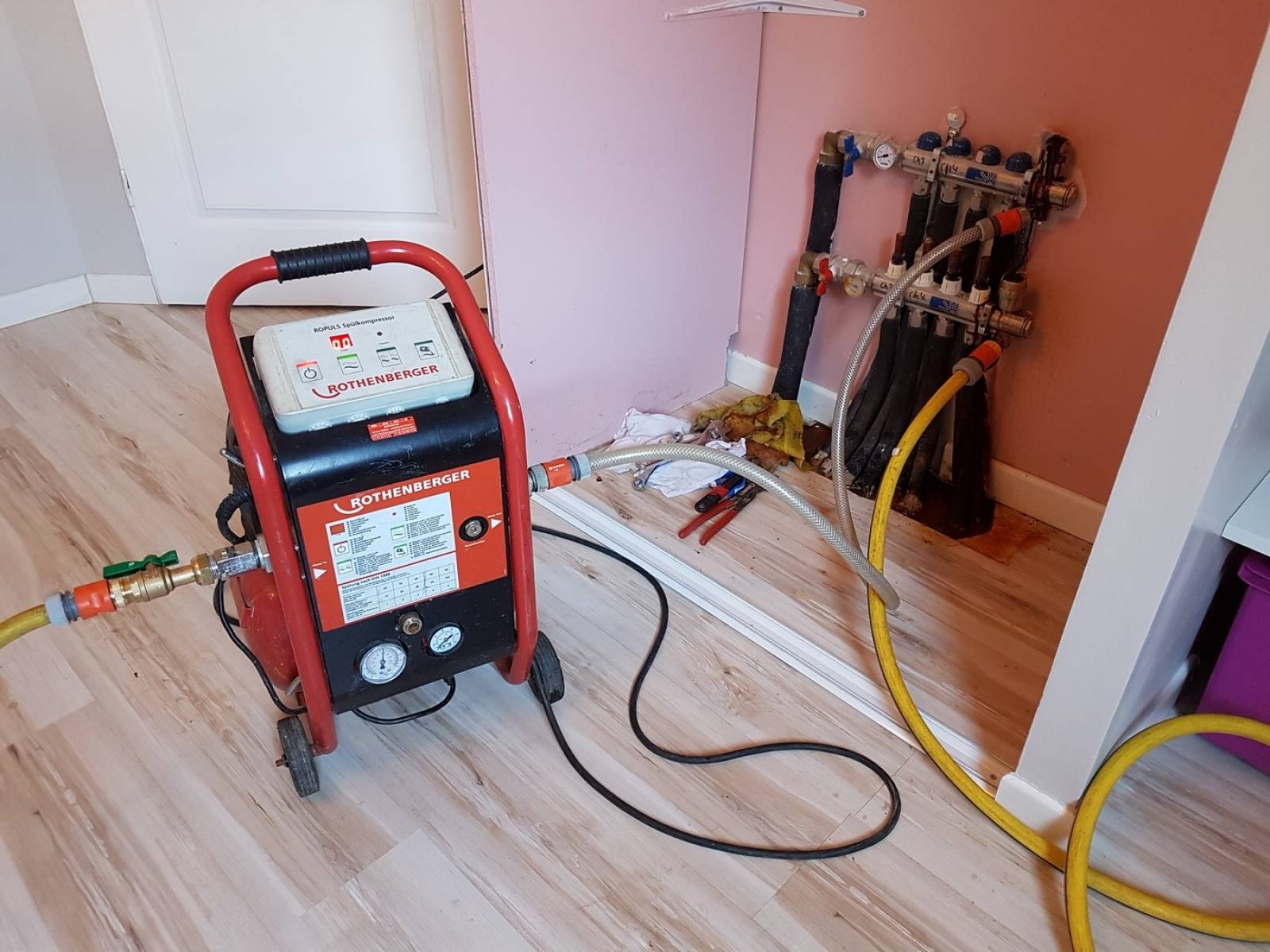 Göztepe Vaillant Hermetik Şofben Kombi Bakımı